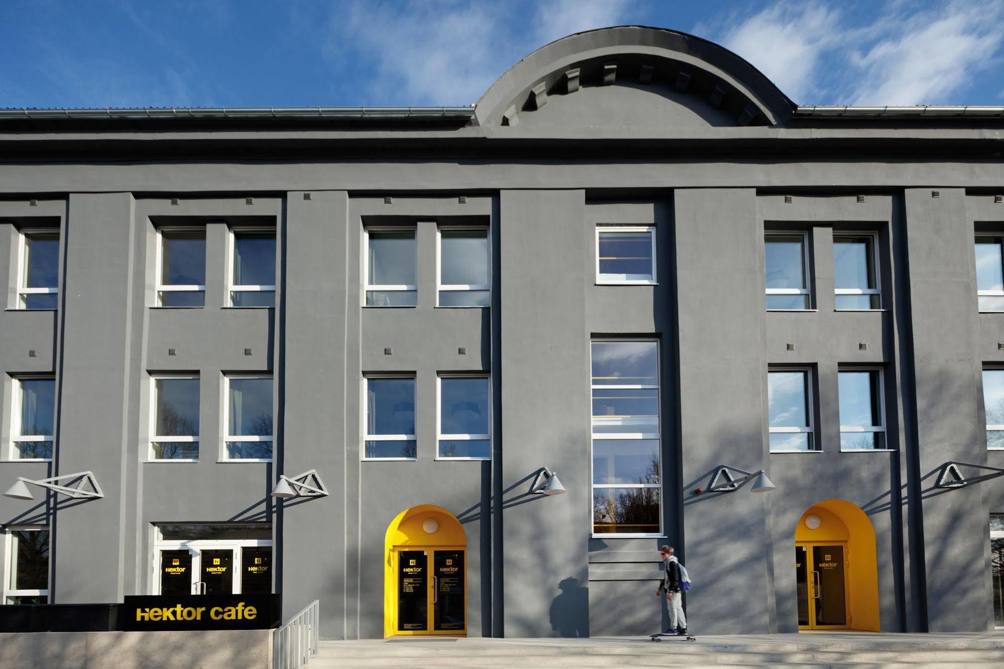 Hektor Design Hostel Тарту Экстерьер фото