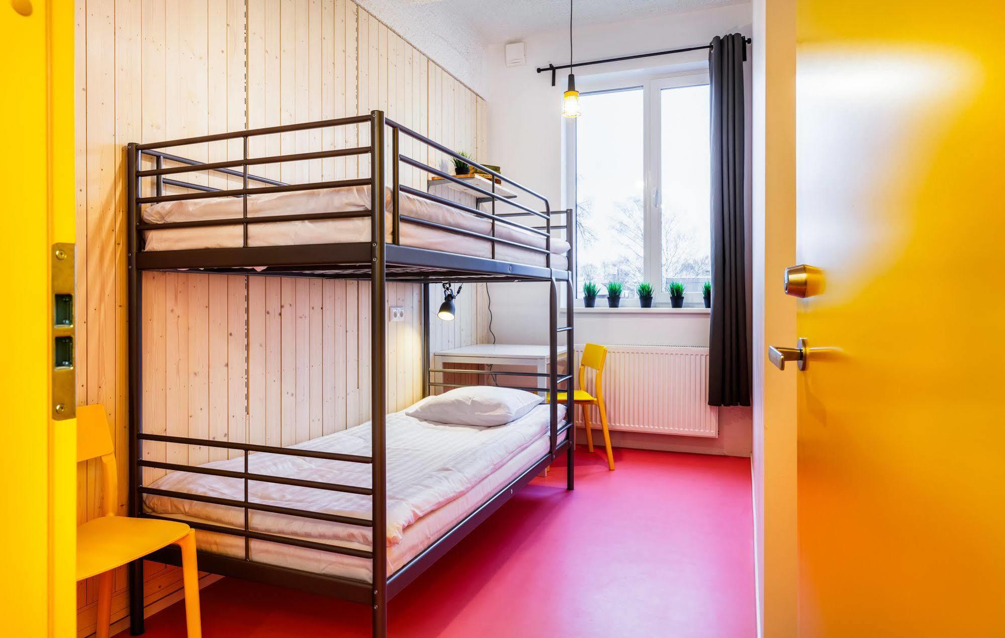 Hektor Design Hostel Тарту Экстерьер фото