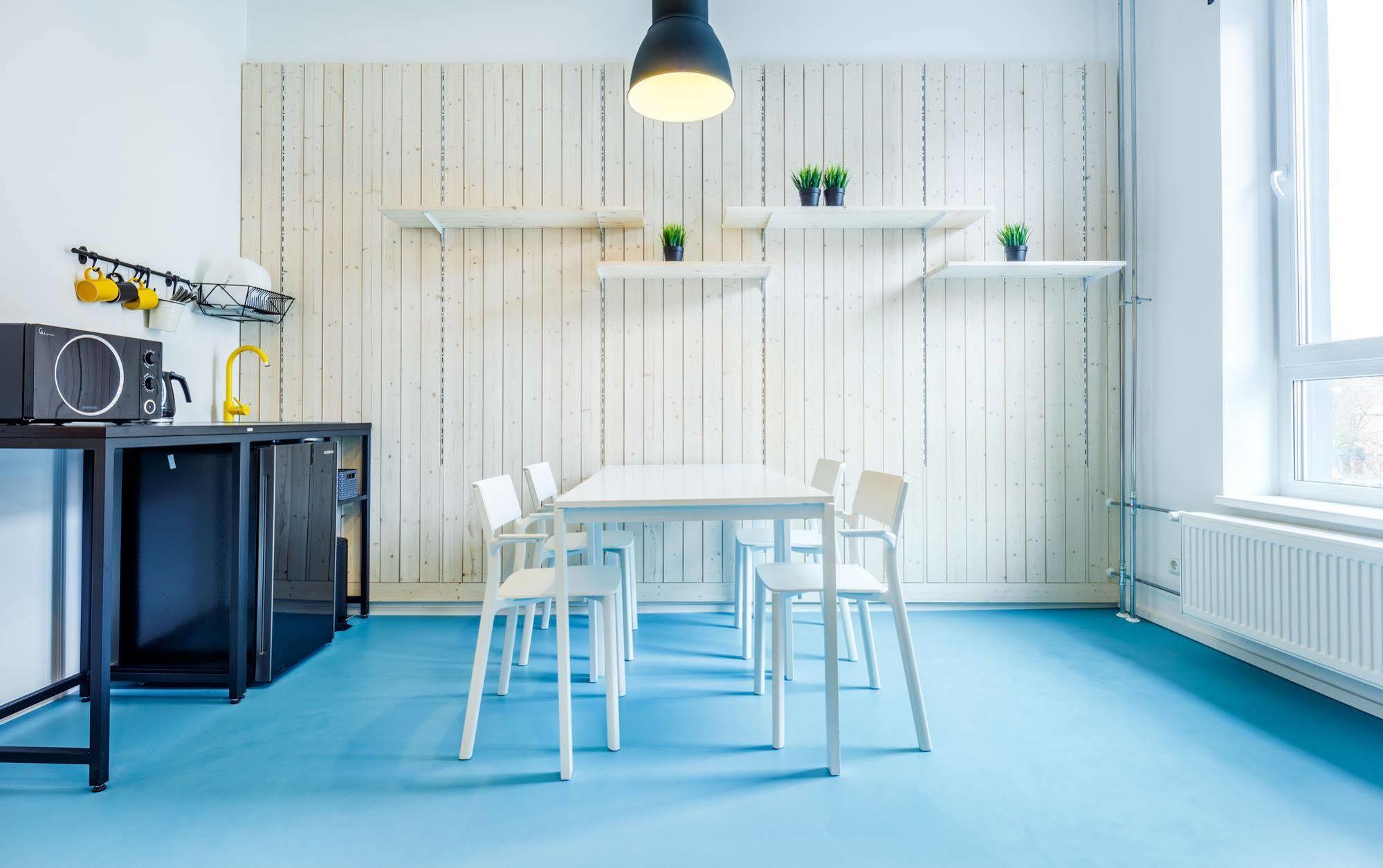 Hektor Design Hostel Тарту Экстерьер фото